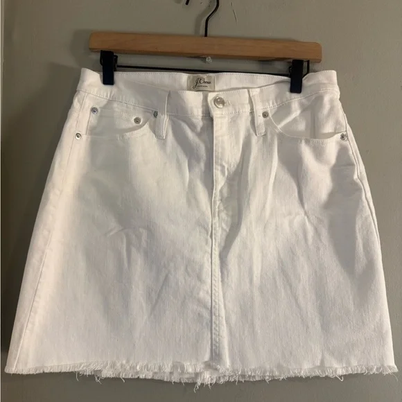 J.Crew White Denim Mini Skirt Size 30 Frayed Hem Cotton Blend - Picture 1 of 7